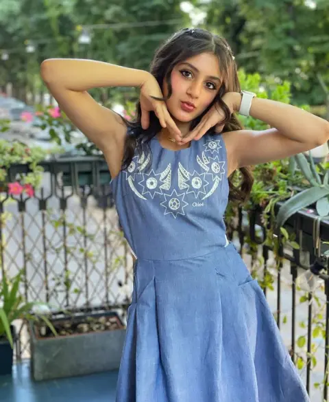 Female Escorts in CST
